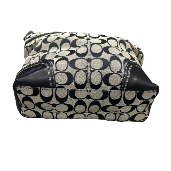 Coach Hampton Vintage Signature Black And Gray Tote - Picture 4 of 8